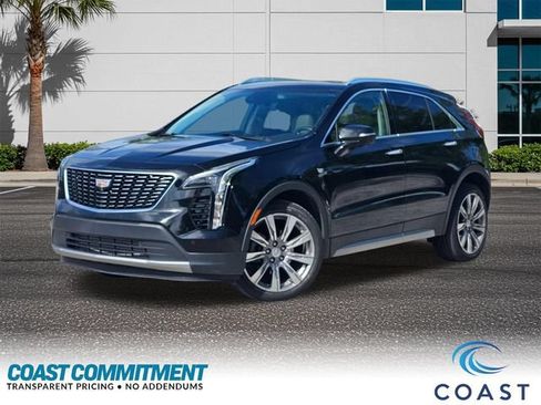 Used 2022 Cadillac XT4 Premium Luxury w/ Enhanced Visibility Package FWD image 1