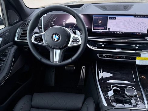 New 2026 BMW X7 xDrive40i w/ M Sport Package image 10