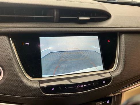 Used 2018 Cadillac XT5 Luxury w/ Driver Awareness Package image 5