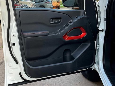 New 2026 Nissan Frontier Pro-X w/ Pro-X Convenience Package image 10