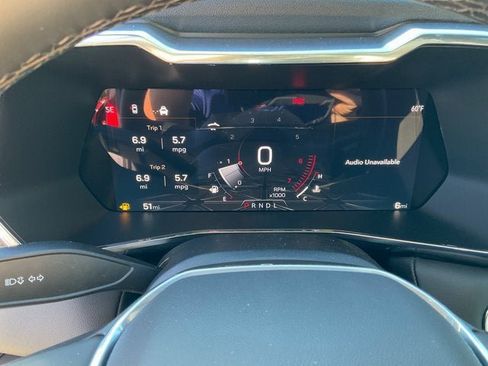 New 2026 GMC Canyon Elevation w/ Convenience Package image 6