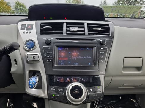 Used 2012 Toyota Prius V Two FWD image 24