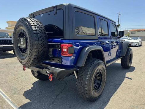 Used 2020 Jeep Wrangler Unlimited Rubicon w/ Dual Top Group AWD/4WD image 8