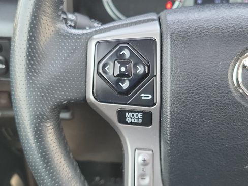 Used 2016 Toyota 4Runner Limited AWD/4WD image 23
