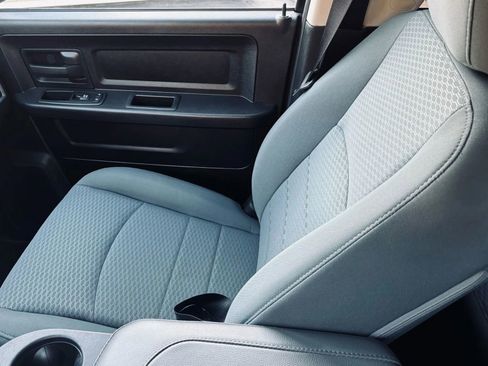 Used 2014 RAM 1500 Express image 34