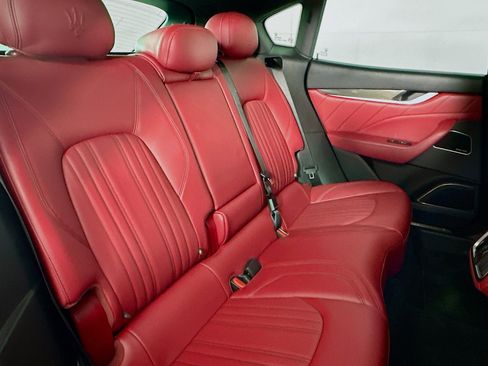 Used 2023 Maserati Levante Modena image 27