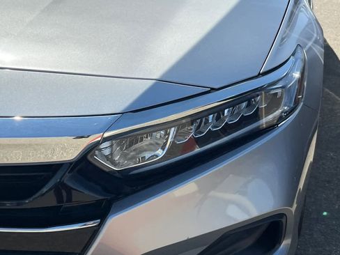 Used 2021 Honda Accord Hybrid image 11