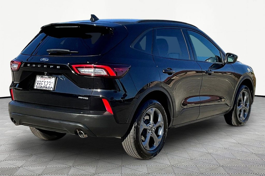 Used 2025 Ford Escape ST-Line Select AWD/4WD image 6