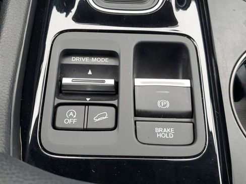 Used 2023 Honda Pilot EX-L image 37