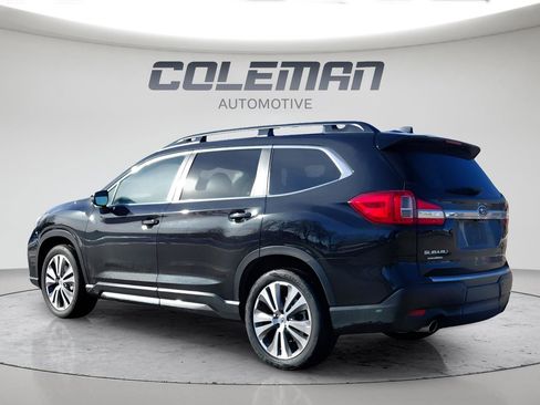 Used 2022 Subaru Ascent Limited image 3