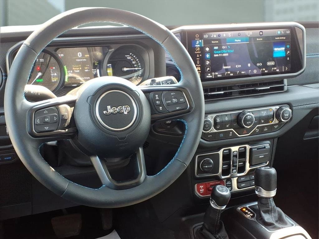 Used 2024 Jeep Wrangler Unlimited Rubicon 4xe w/ Technology Group AWD/4WD image 4