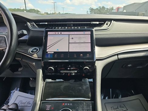 Used 2022 Jeep Grand Cherokee L Limited image 25