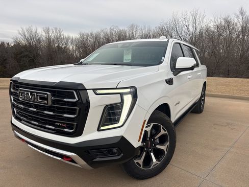Used 2025 GMC Yukon XL AT4 w/ AT4 Premium Plus Package image 1