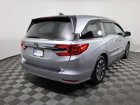 Used 2024 Honda Odyssey EX-L image 5