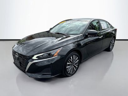 Used 2025 Nissan Altima 2.5 SV