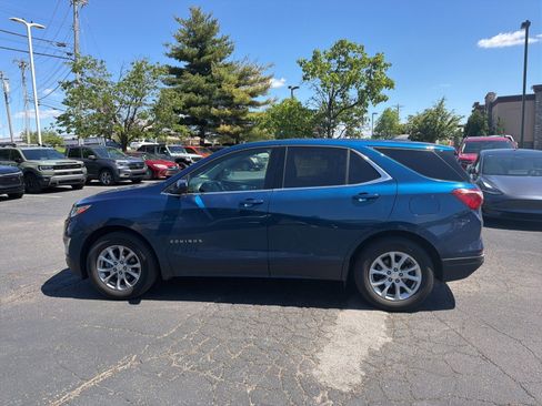 Used 2020 Chevrolet Equinox LT AWD/4WD image 2