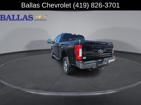 Used 2019 Ford F250 Lariat w/ Lariat Ultimate Package AWD/4WD image 7