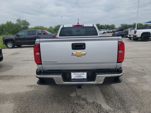 Used 2020 Chevrolet Colorado W/T RWD image 6