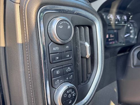 Used 2019 GMC Sierra 1500 SLT AWD/4WD image 22