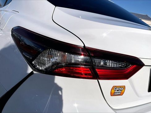 Used 2021 Toyota Camry LE w/ Carpet Mat Package (TMS) image 24