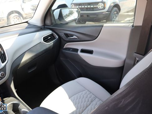 Used 2020 Chevrolet Equinox LT FWD image 23