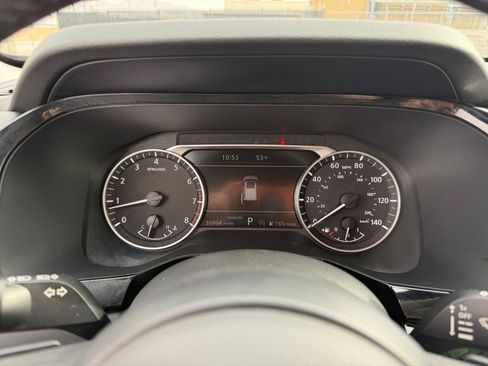 Used 2025 Nissan Pathfinder SV image 42