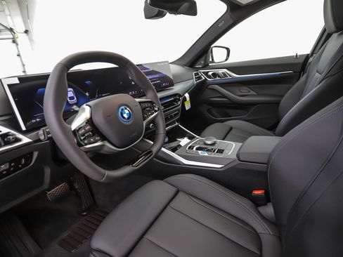 New 2026 BMW i4 xDrive40i w/ Premium Package AWD/4WD image 10