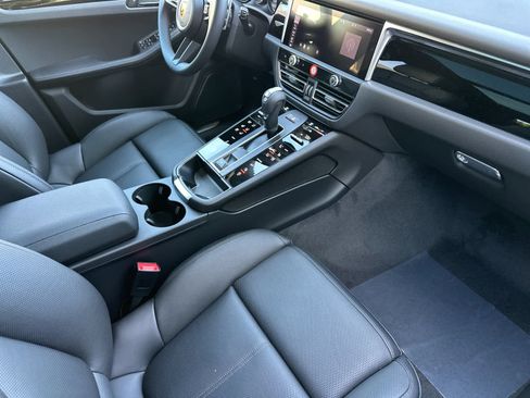 New 2026 Porsche Macan S AWD/4WD image 17