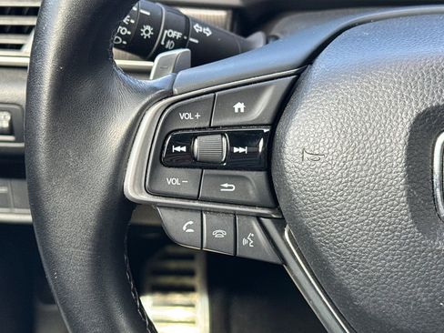 Used 2018 Honda Accord Sport image 36