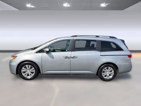 Used 2016 Honda Odyssey EX-L image 2