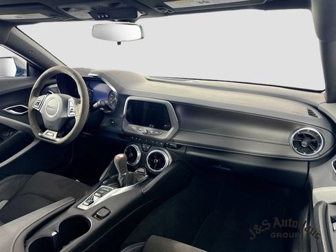 Used 2023 Chevrolet Camaro SS RWD image 28