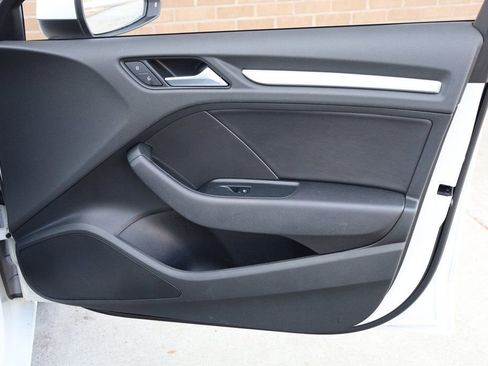 Used 2015 Audi A3 1.8T Premium image 23