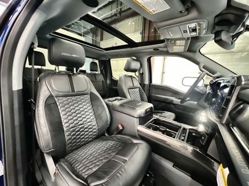 New 2026 Ford F250 Lariat w/ Black Appearance Package image 26