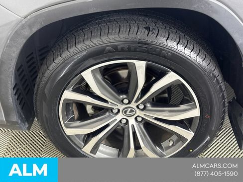 Used 2020 Lexus RX 350L Premium w/ Premium Package AWD/4WD image 14