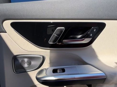 New 2026 Mercedes-Benz GLC 300 4MATIC image 24