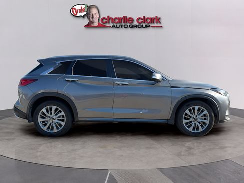 Used 2023 INFINITI QX50 Luxe FWD image 6