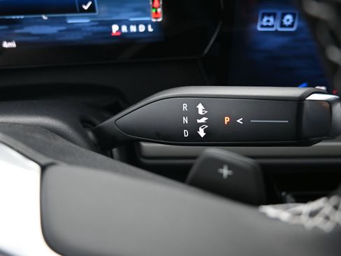 New 2026 Chevrolet Traverse LT w/ Driver Confidence Package FWD image 19