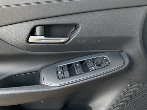 New 2026 Nissan Sentra SV w/ SV Convenience Package FWD image 17