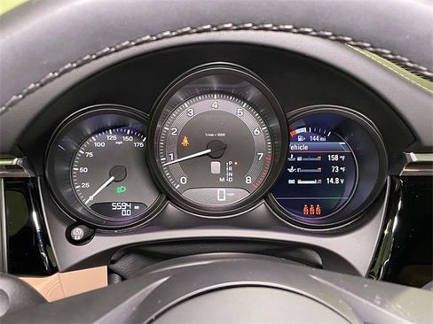 Used 2025 Porsche Macan image 47