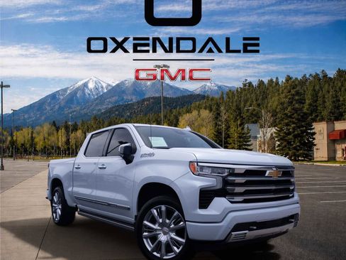 Used 2026 Chevrolet Silverado 1500 High Country w/ High Country Premium Package AWD/4WD image 5