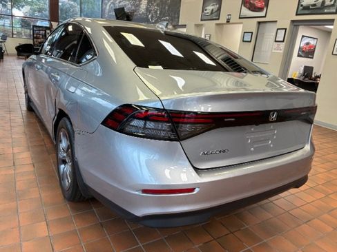 Used 2024 Honda Accord EX image 7