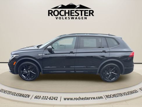 Used 2024 Volkswagen Tiguan SE R-Line AWD/4WD image 3