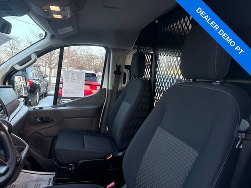 Used 2024 Ford Transit 250 Low Roof w/ Exterior Upgrade Package image 25