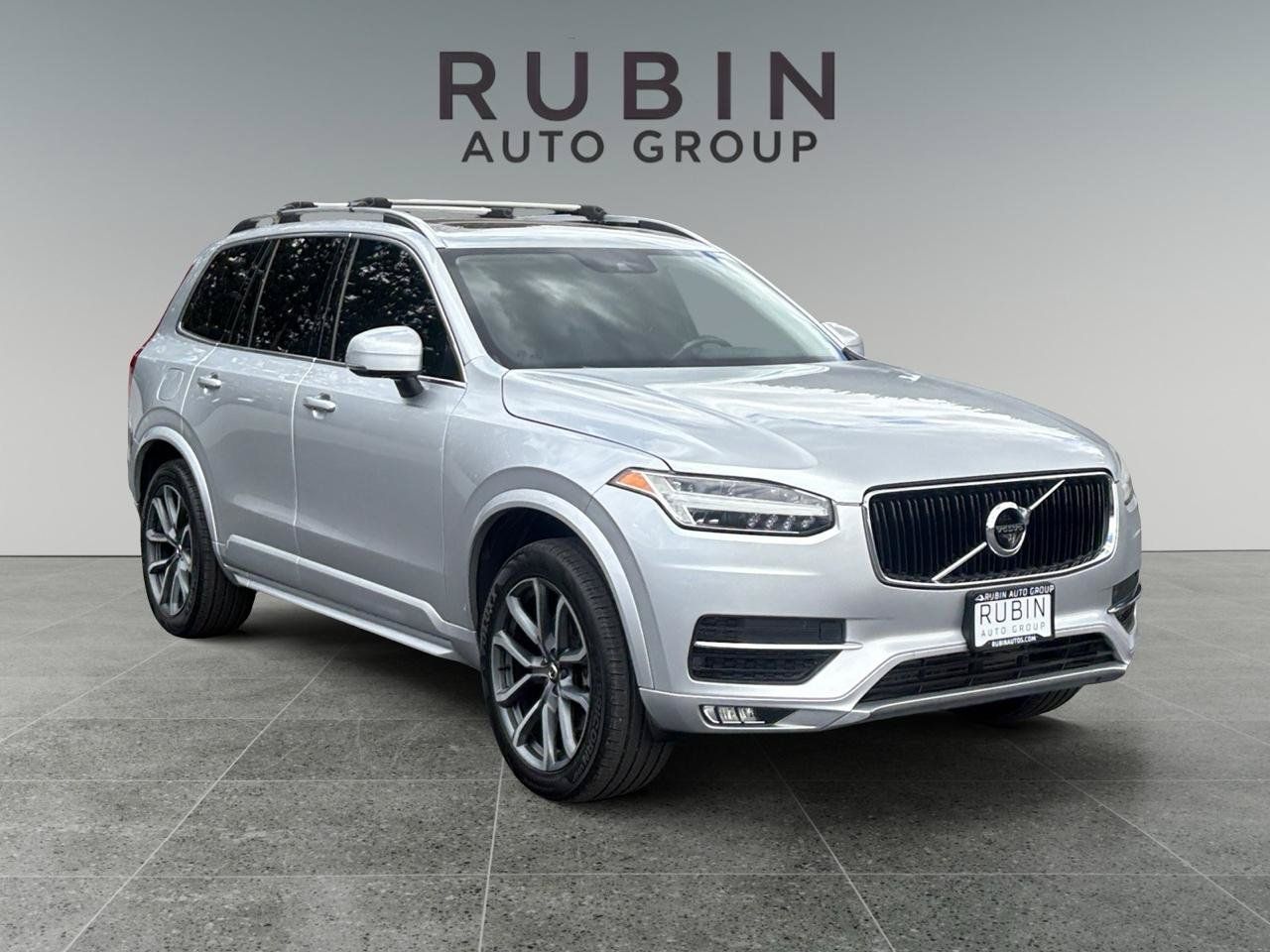 Used 2017 Volvo XC90 T6 Momentum w/ Vision Package AWD/4WD image 1