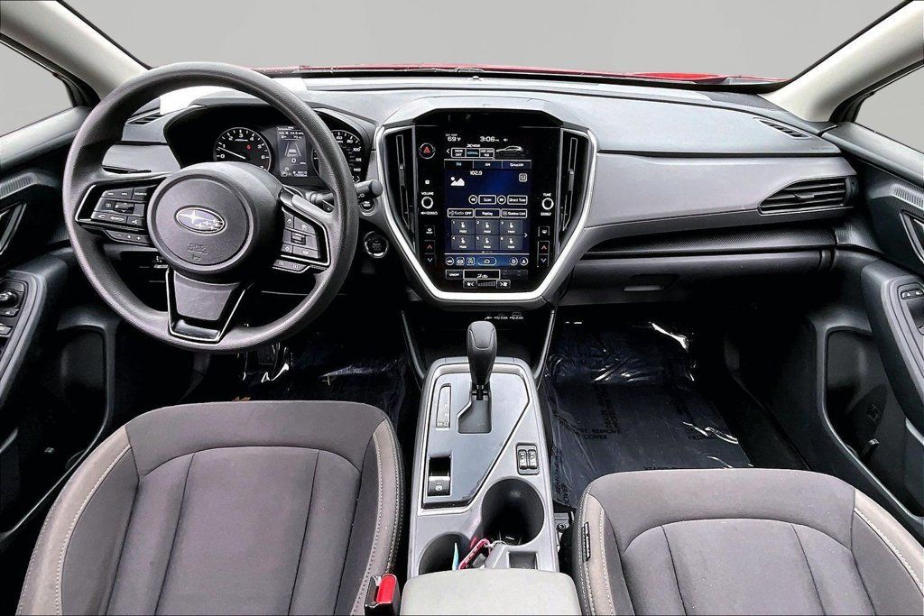 Used 2025 Subaru Crosstrek 2.5i Premium AWD/4WD image 8