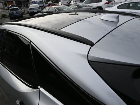 Used 2023 Lexus RX 500h F Sport w/ Accessory Package (Z1) image 7