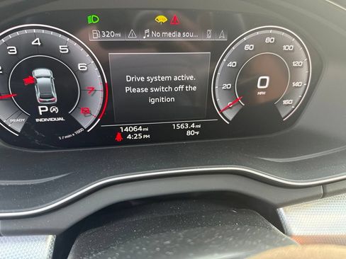 Used 2024 Audi Q5 2.0T Prestige AWD/4WD image 15