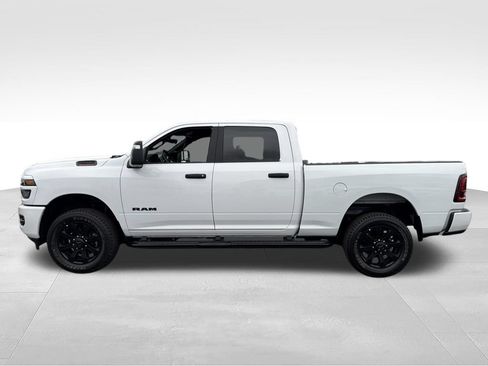 Used 2025 RAM 2500 Big Horn AWD/4WD image 6