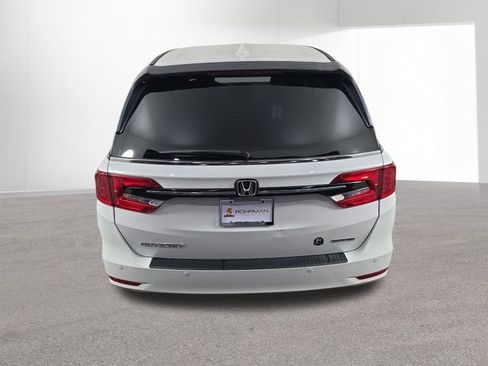 Used 2024 Honda Odyssey Touring image 41