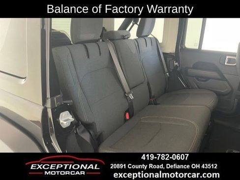 Used 2025 Jeep Wrangler Unlimited Sahara image 45